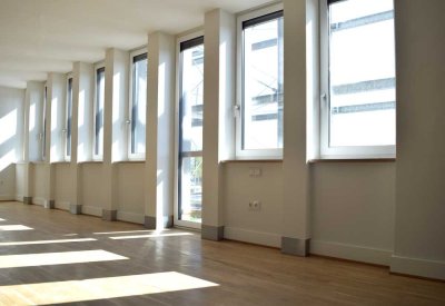 Philosophengarten: 2-3 ZKB mit großem Ostbalkon