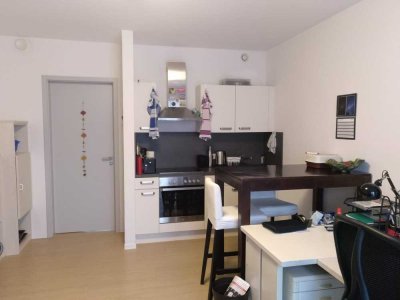 Schöne helle 1-Zimmer-Wohnung, Uni-Nähe, großer Südbalkon