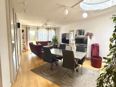 3-Zimmerwohnung
mit Weitblick und
zwei TG-Stellplätzen