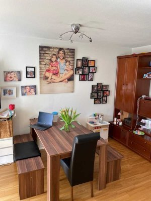 Stilvolle, geräumige 2-Zimmer-Wohnung, möbliert, in München befristet