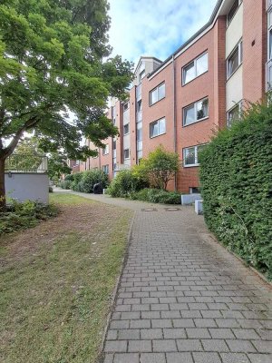 Helle 3-Zimmer-Wohnung mit Terrasse