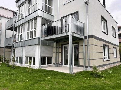 Neubau: 2 1/2 - Zimmer-Wohnung mit Terrasse
