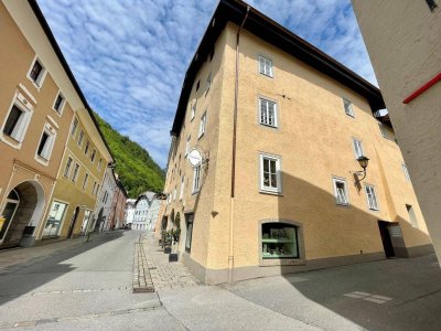 CHARMANTE 2-ZIMMER-WOHNUNG IM STADTZENTRUM