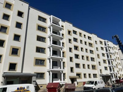 Alles neu! 4-ZimmerFamilien-Wohnung im Stadtzentrum!