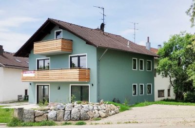 Großzügiges Einfamilienhaus auf dem Dorf mit Kindern, Landluft und Busanschluss