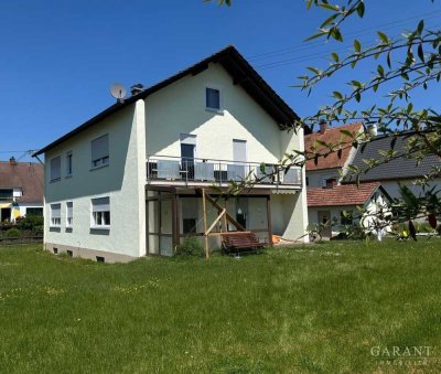 Individuell renovieren und Träume verwirklichen - vielversprechendes Zweifamilienhaus in Nordendorf