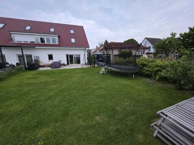 TraumDoppelhaushälfte in Berlin-Weststaaken mit edler Feinsteinterasse + wunderschönen Bädern