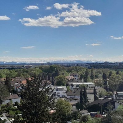 2-Zimmer-Wohnung mit traumhaftem Fernblick über München und die Alpen