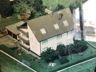 Freistehendes 3-Familien-Haus in Riegel