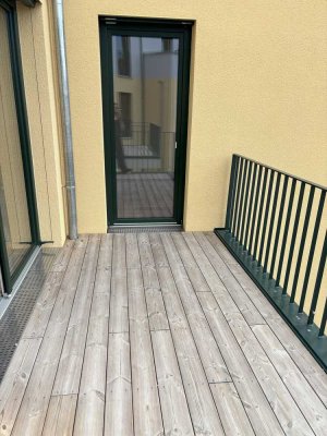 *Erstbezug Neubau* - Schnell sein: letzte hofseitige Wohnung! Sonniger Balkon