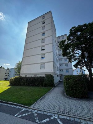 Helle 2-Zimmer-Wohnung im 3. OG mit Balkon in Hirschau