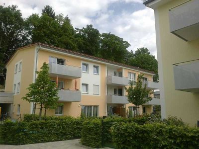 Schöne 3-Zi. Wohnung mit Balkon