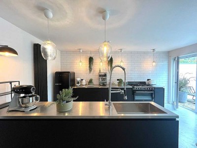 Licht, Raum & Design – außergewöhnliches Split-Level-Haus mit hochwertiger Ausstattung!