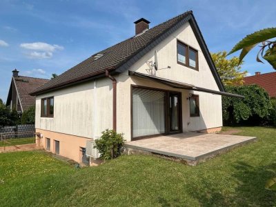 EinfamilienGLÜCK - mit Garten, Terrasse und Garage