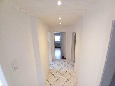 Erstbezug nach Sanierung: Freundliche 3,5-Zimmer-DG-Wohnung in Herne