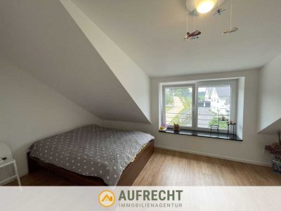 A U F R E C H T °modern & großzügig° 4,5-Zi.-DHH mit Garten in ruhiger Lage