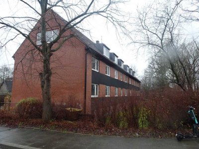 Kiel-Suchsdorf: Freie und modernisierte 2 Zimmer Eigentumswohnung, in Uni-Nähe. Kaufen - Einziehen !