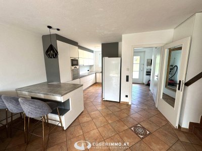 5751 Maishofen/Mitterhofen ; attrakive, gepflegte Haushälfte mit Eigengarten, 4 Schlafzimmer,Carport, Wintergarten!