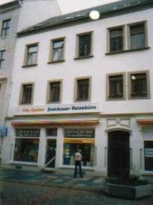 frisch sanierte 4-Raum-Wohnung im Stadtzentrum