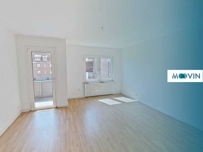 Helle und großzügig geschnittene 3-Zimmer-Wohnung mit BALKON