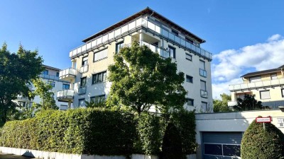Exklusives Wohnen im Herzen von Garching: Penthouse mit Weitblick