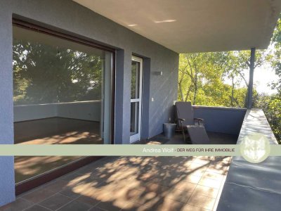 Stilvolle Ruhe - großzügiges Wohnen wie im eigenen Haus - direkt am Naturschutzgebiet