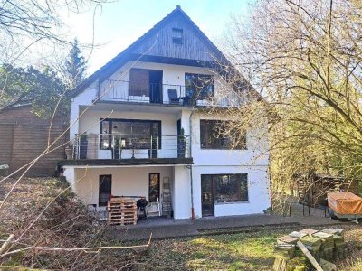 Mehrgenerationenhaus mit viel Potenzial und herrlichem Grundstück