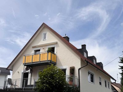 Stilvolle 3,5-Zimmer Wohnung mit Balkon in Bestlage