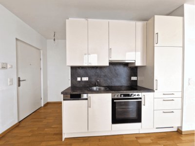 Nachmieter gesucht: EUROGATE: Schicke City-Single-Wohnung mit Fernblick - inkl. Heizung und Warmwasser