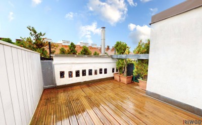 HELLE DACHTERRASSENWOHNUNG in der Odoakergasse