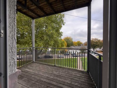 Suche Nachmieter für helle 2-ZKB-Wohnung mit Balkon im Grünen