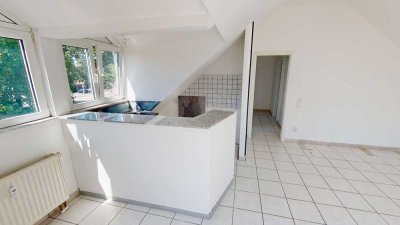 Helle 2 Zimmerwohnung mit Balkon, Tageslichtbad und Stellplatz