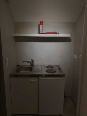 480 € - 17 m² - 1.5 Zi.