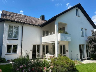 Großzügige, helle 5-Zimmerwohnung mit großem Garten, Bestlage KF, Erstbezug nach Komplettsanierung!