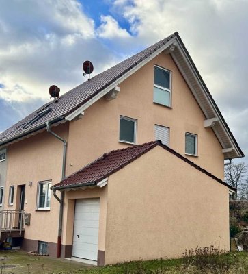 Ansprechende 5-Zimmer-Doppelhaushälfte in Rödermark