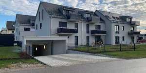 Attraktive 2 - Zimmer Wohnung mit Balkon im 1. OG in Moorenweis