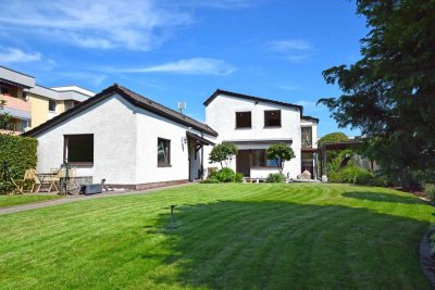 Freistehend wohnen, zentral genießen – zwischen Schönbusch und City!