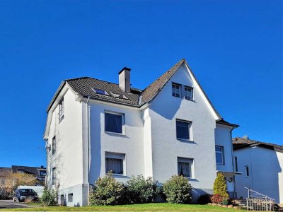 Dreifamilienhaus in Sackgassenlage mit viel Platz