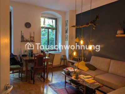 Tauschwohnung: Altbau 2,5 Zi. m. Balkon/Wohnküche, ruhige Lage