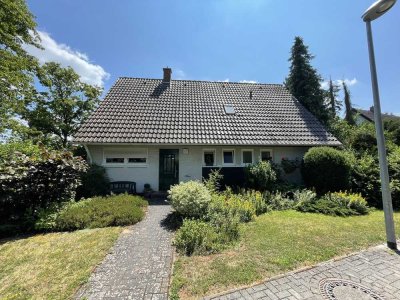Einfamilienhaus mit 6 Zimmern und Garage in Eisenberg (Pfalz)