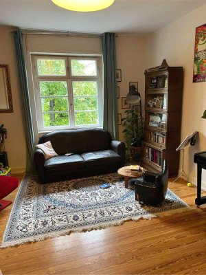 **TOP**Stilvolle 4-Zi.-Altbauwohnung KA-Südweststadt**TOP**