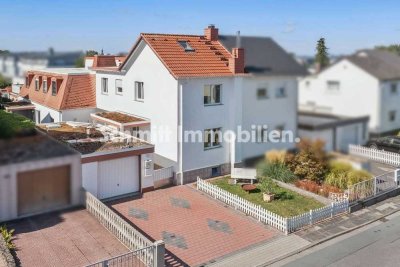 Wohnensemble aus Vorder- und Hinterhaus. In zentraler Lage von Dreieich-Sprendlingen