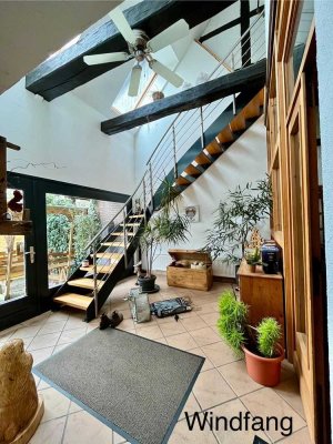 Großzügige 6-Zimmer Wohnung mit Balkon in Enger