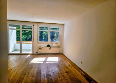 MODERNES ZUHAUSE MIT BALKON &amp; ZUGANG ZUR DACHTERRASSE