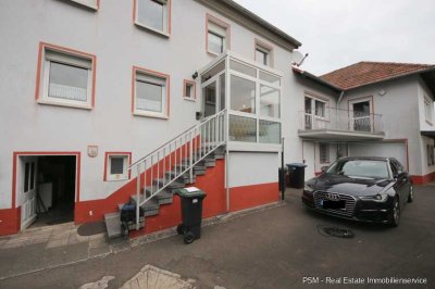 Gepflegtes, familienfreundliches Einfamilienhaus mit potential. Großes Grundstück. Ruhige Lage!