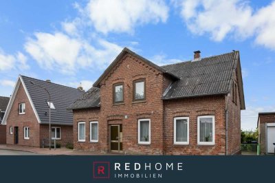 Reserviert! Sanierungsbedürftiges Einfamilienhaus mit Blick ins Grüne in Krempe!