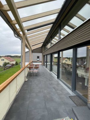 Helle 4-Raum-Terrassenwohnung mit EBK und Balkon in Lauterbrunn