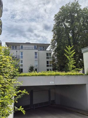 Neu renovierte 2 Zi.-Penthousewohnung - befristete Vermietung vom 01.09.2025 - 30.03.2026 !!!