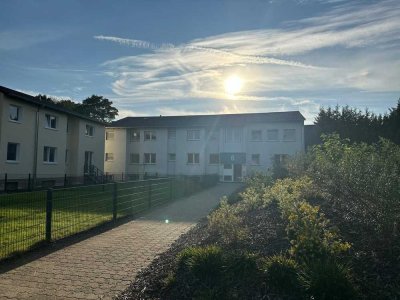 +++ GEMÜTLICHE ERDGESCHOSSWOHNUNG MIT BALKON UND GARTEN +++