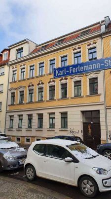 frisch renoviert I Einbauküche I Bad mit Wanne I Balkon